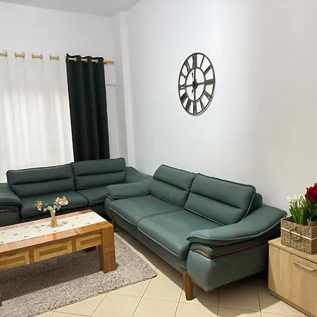 Rosy House - Comode House Near The Голем