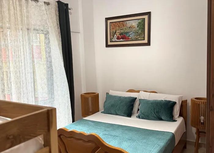 Rosy House - Comode House Near The * ゴーレム